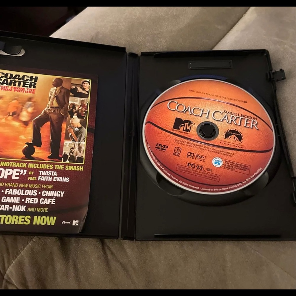 Coach Carter DVD - Picture 3 of 3